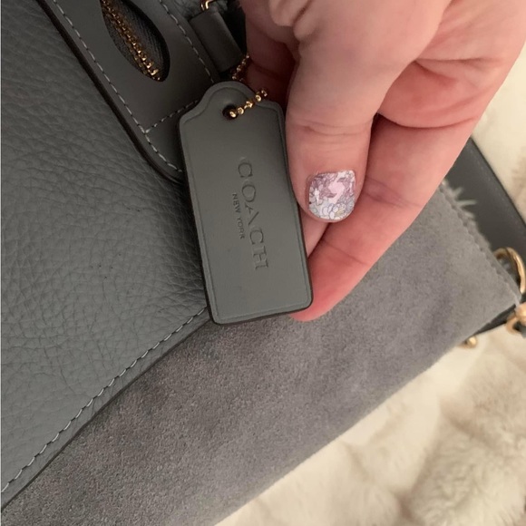 NWT 𝐂𝐎𝐀𝐂𝐇 Grey Leather & Suede Carryall shoulder & hand straps gold hardware - Picture 6 of 8